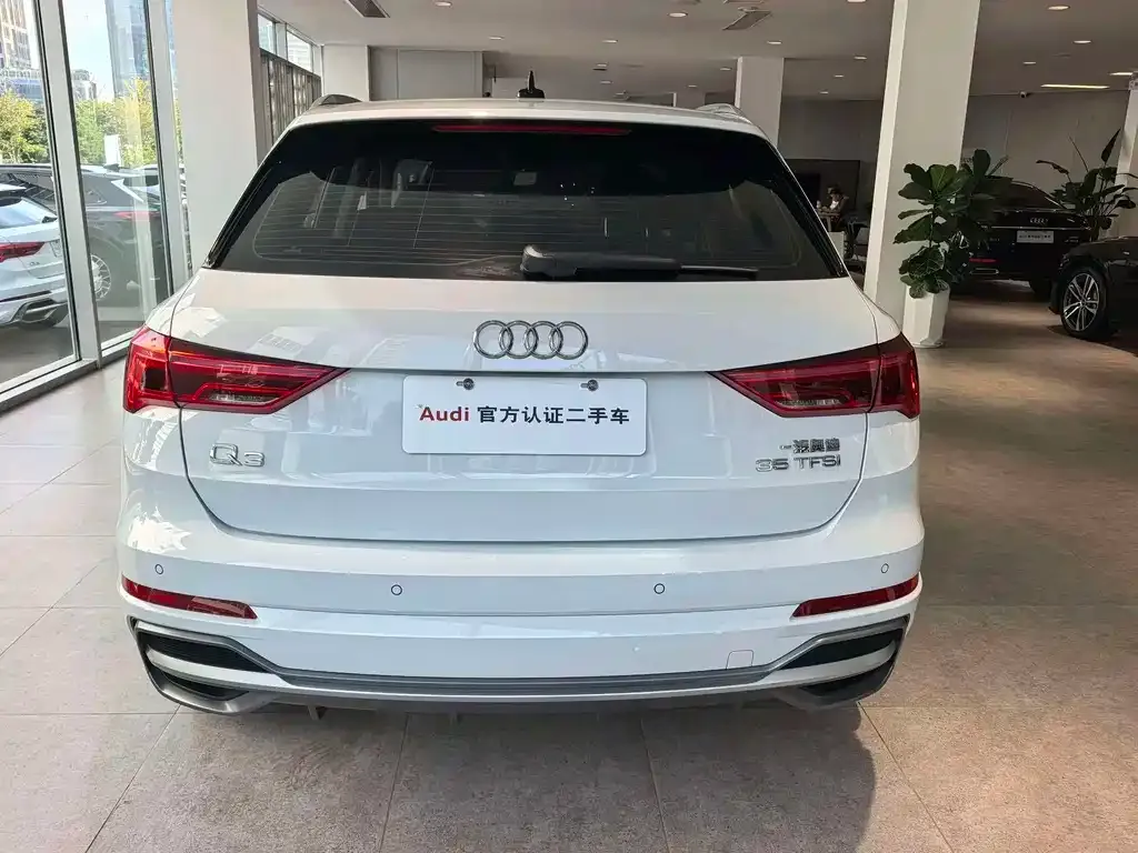 Audi Q3 — фото 5
