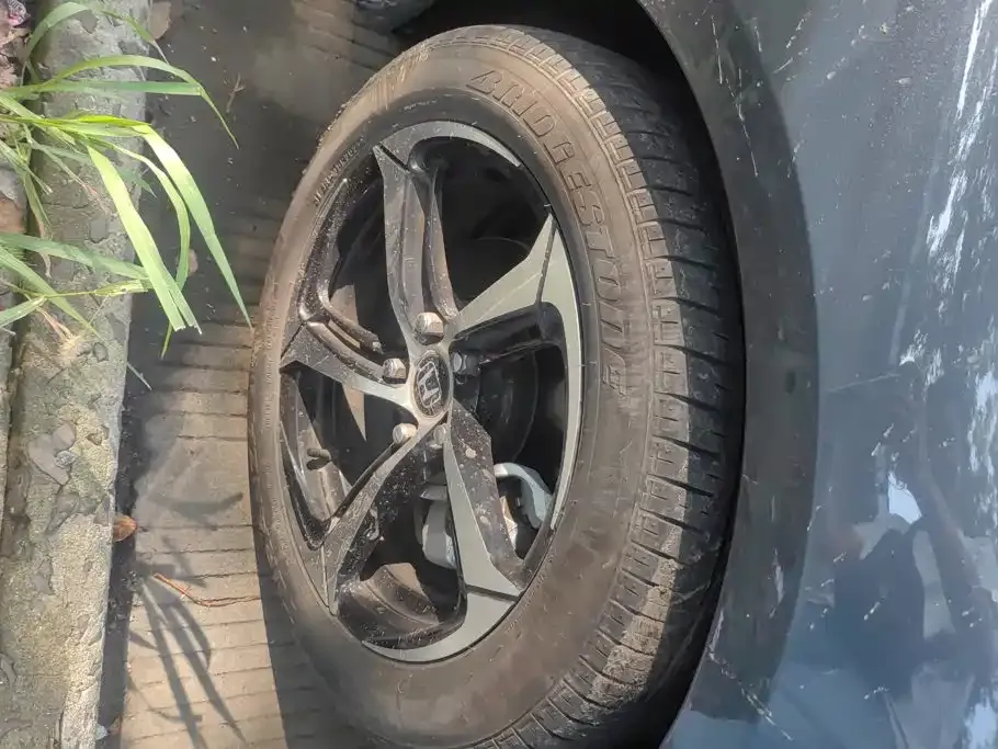 Honda Accord — фото 10