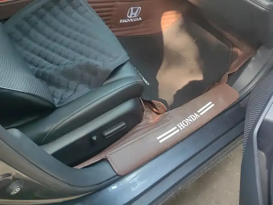 Honda Accord — фото 6