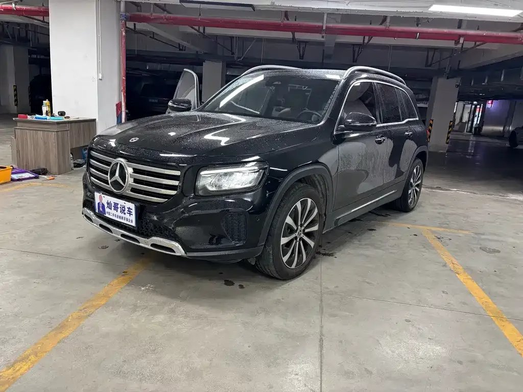 Mercedes-Benz GLB — фото 1