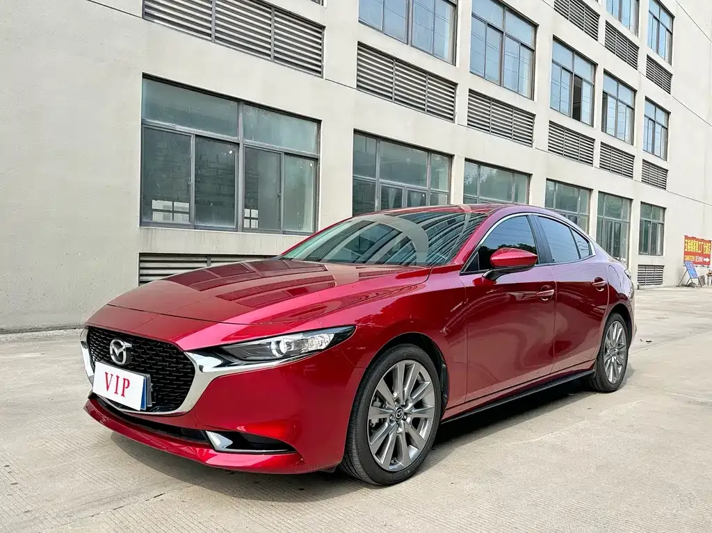 Mazda 3 Axela — фото 1