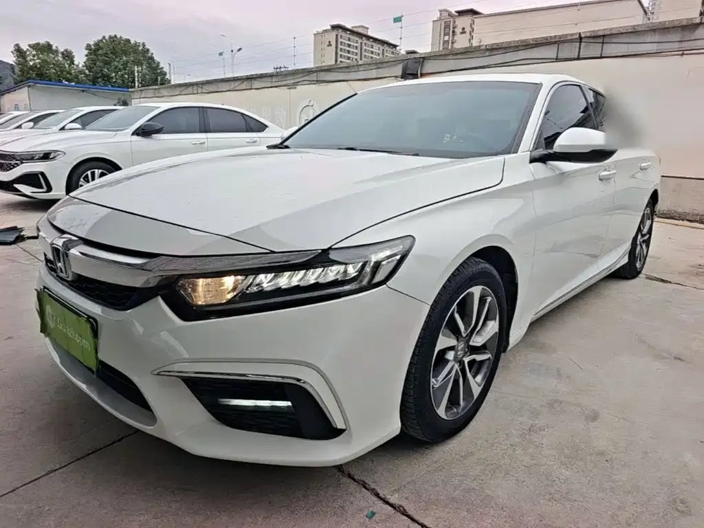 Honda Inspire — фото 1