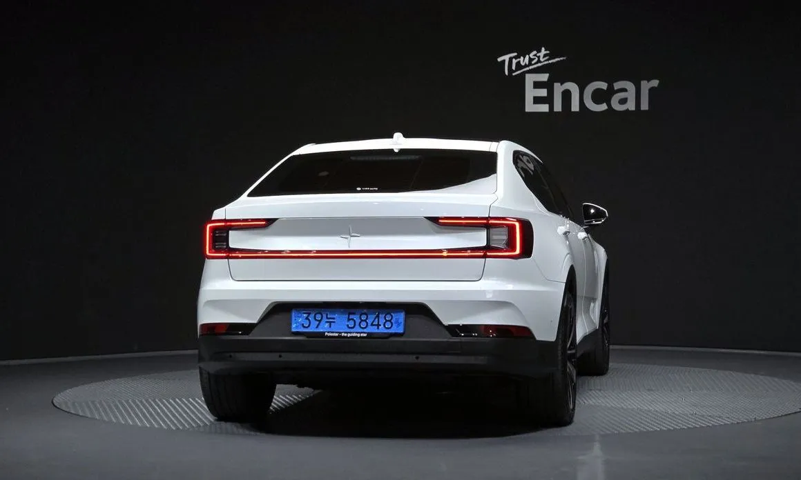 Polestar Polestar 2 — фото 8