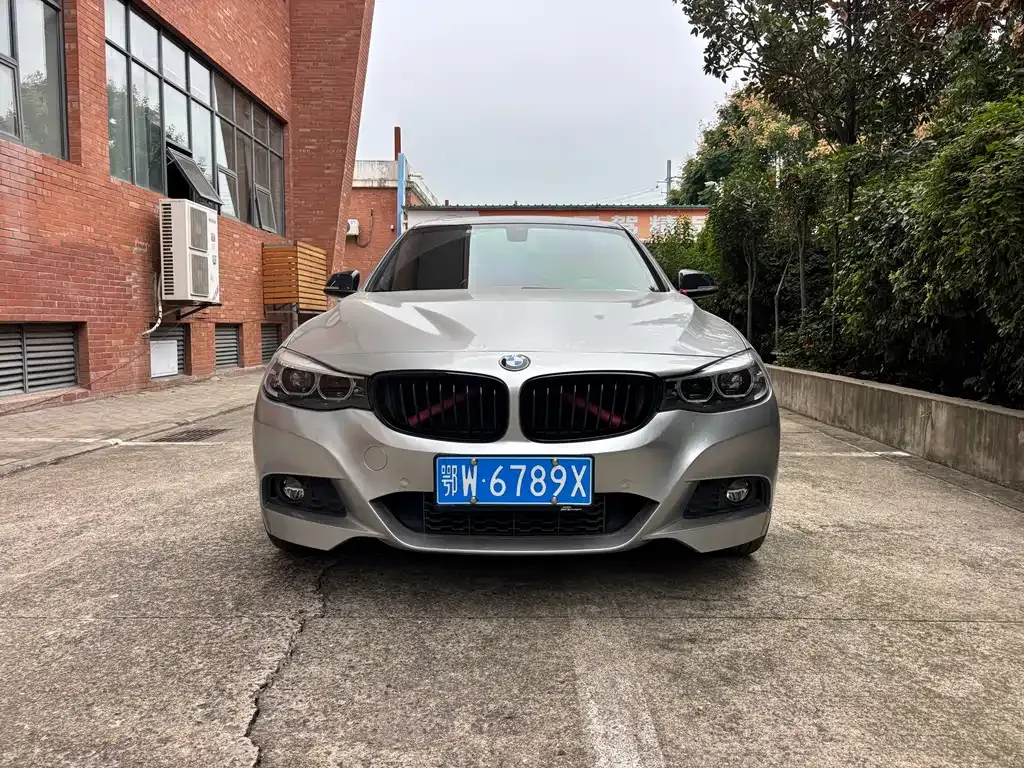 BMW 3 Series GT — фото 8