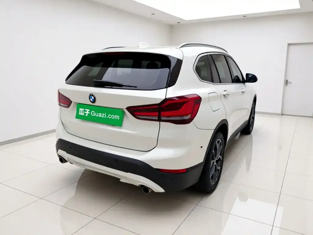 BMW X1 — фото 4
