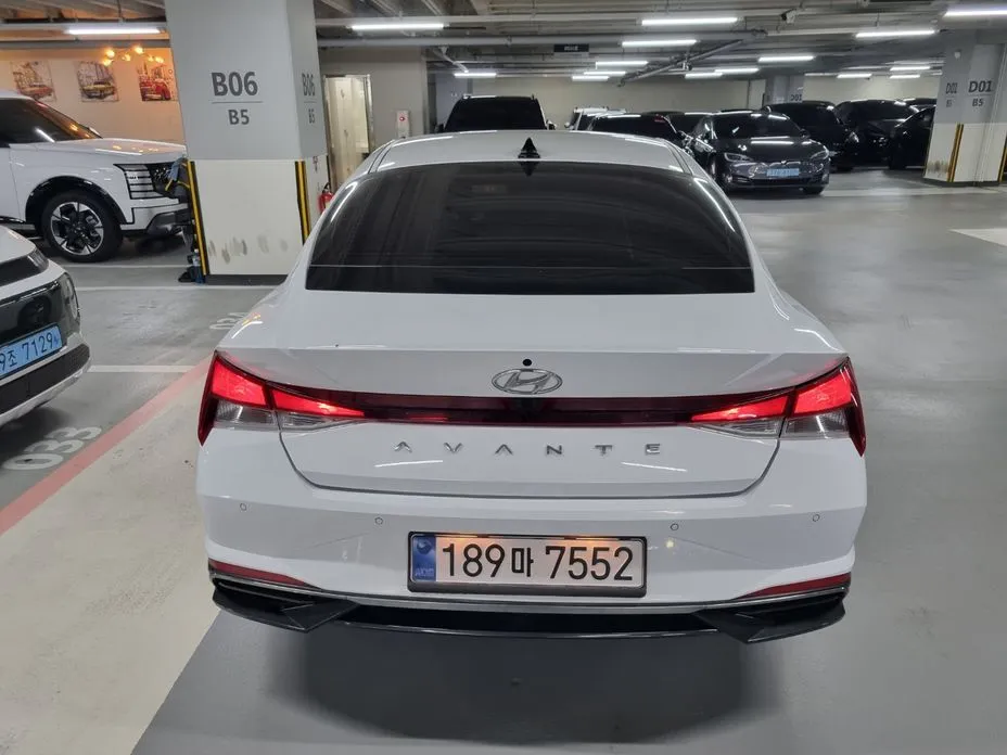 Hyundai AVANTE — фото 4