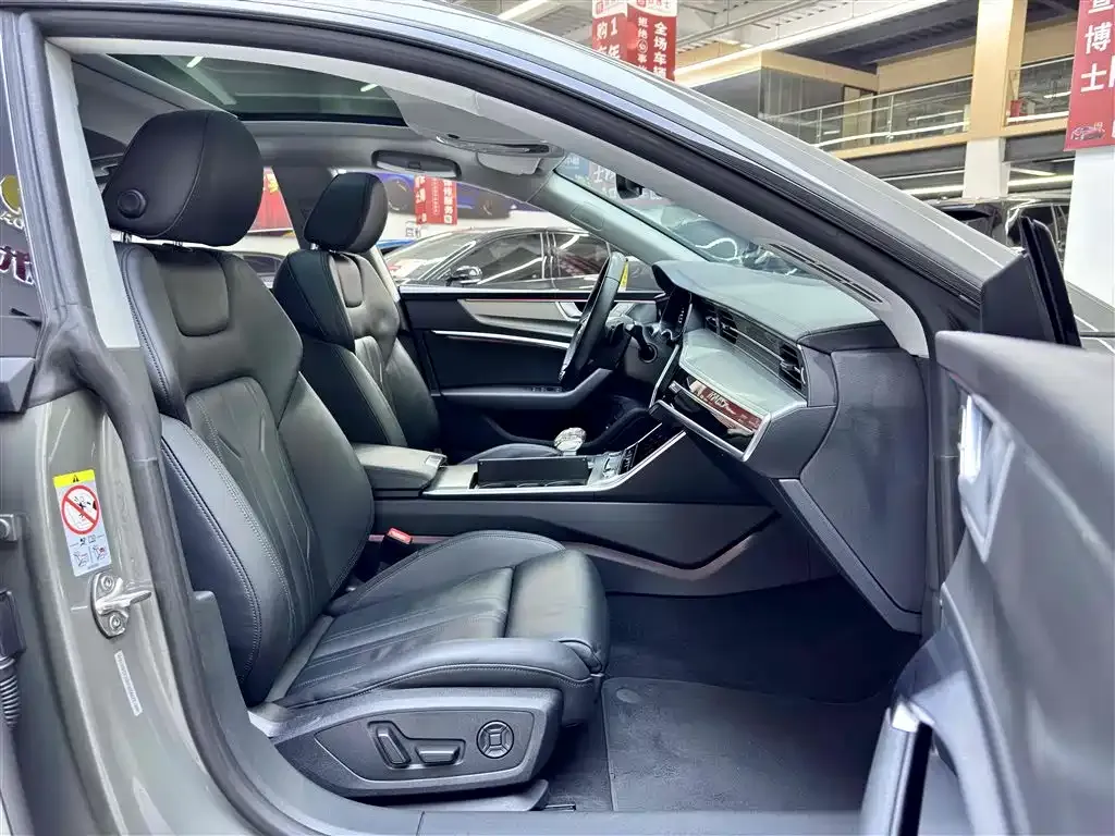 Audi A7 — фото 6