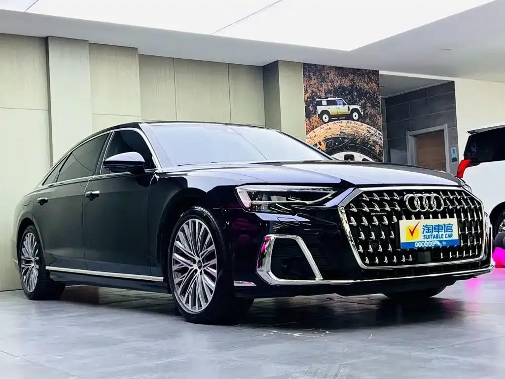 Audi A8 — фото 7