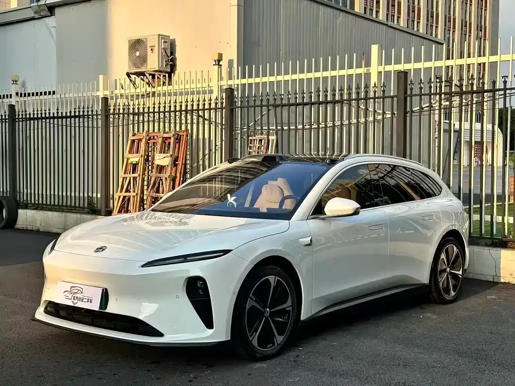 NIO ET5T — фото 1