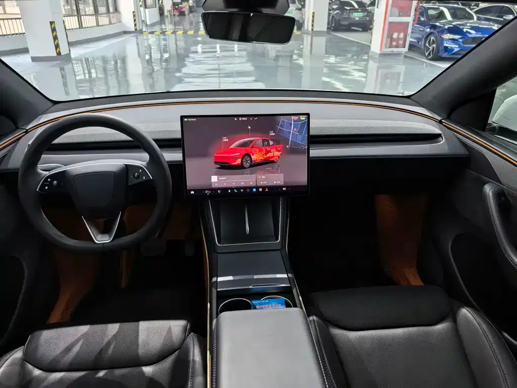 Tesla Model Y L — фото 9