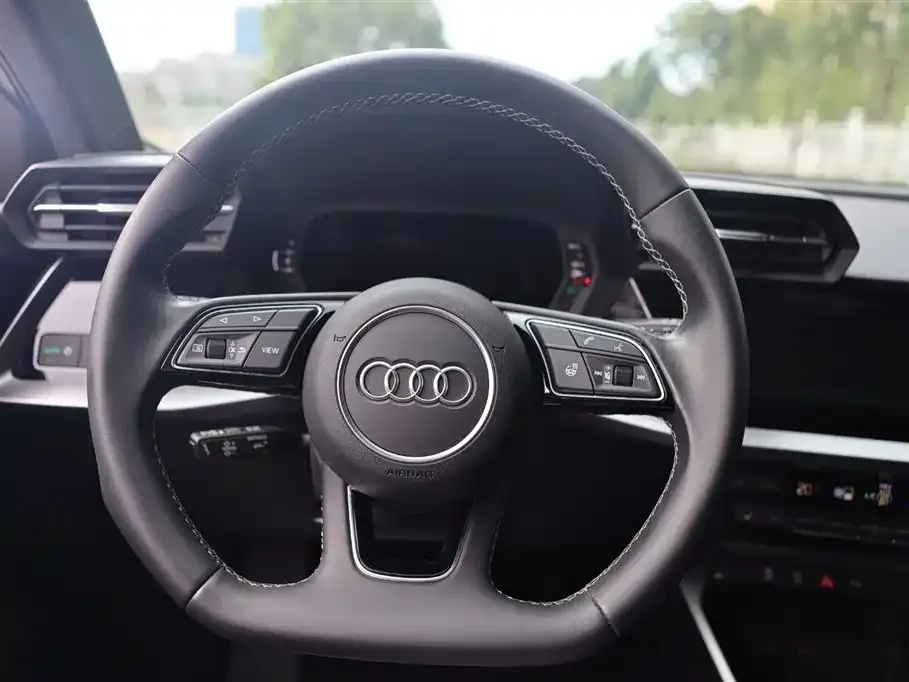 Audi A3 — фото 2