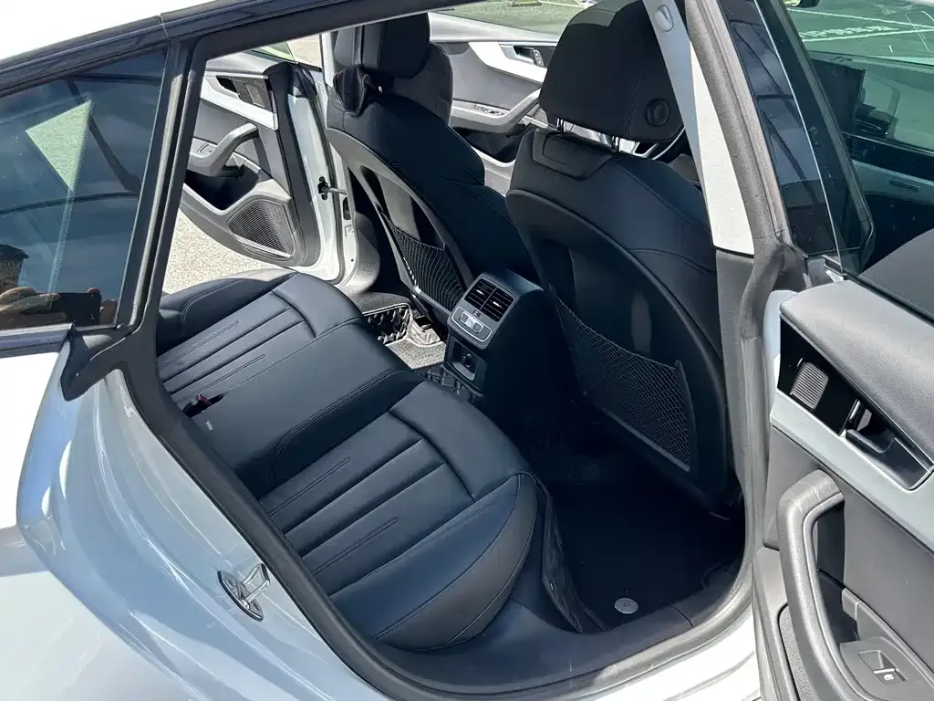 Audi A5 (Import) — фото 2