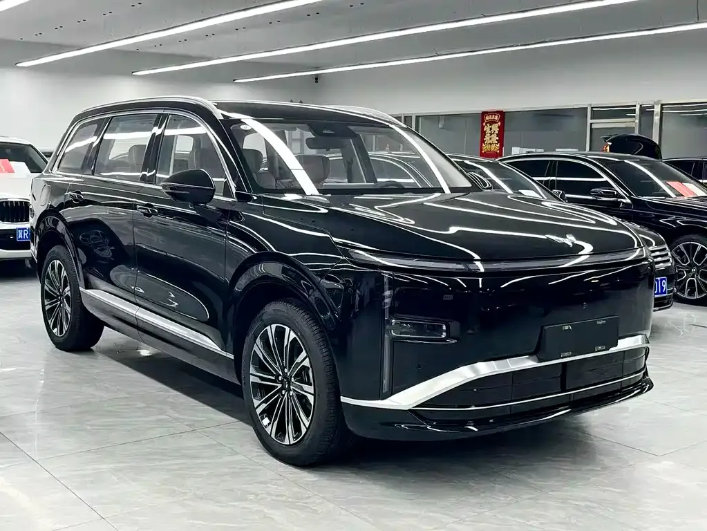 Wuling Xingguang L — фото 10