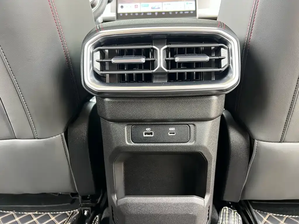 Jetour Traveller C-DM — фото 2