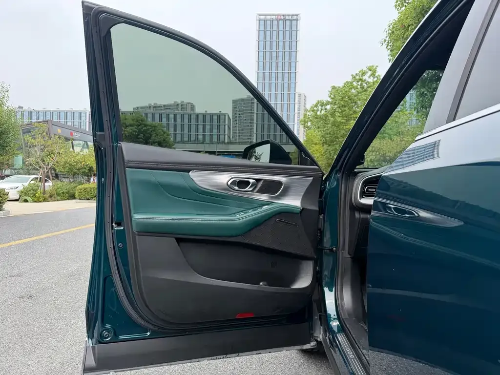 GAC Motor Trumpchi GS8 — фото 8