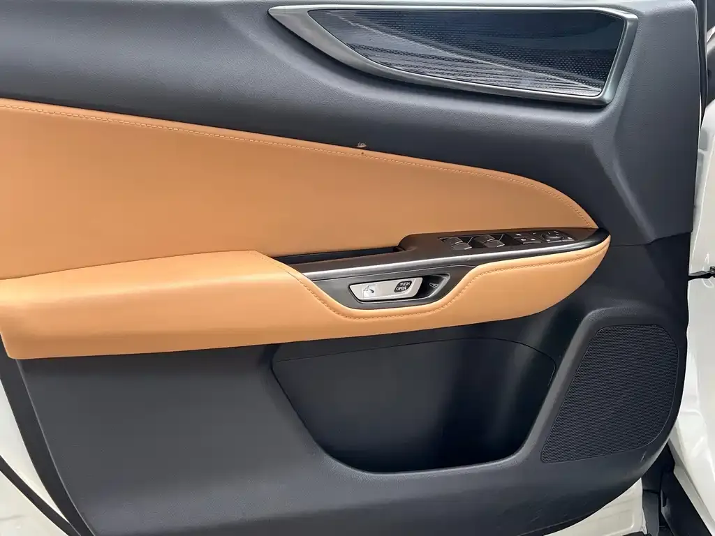 Lexus NX New Energy — фото 3