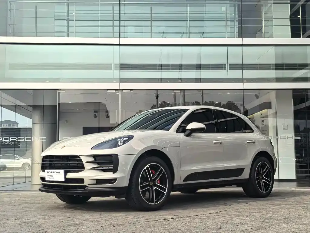 Porsche Macan — фото 1
