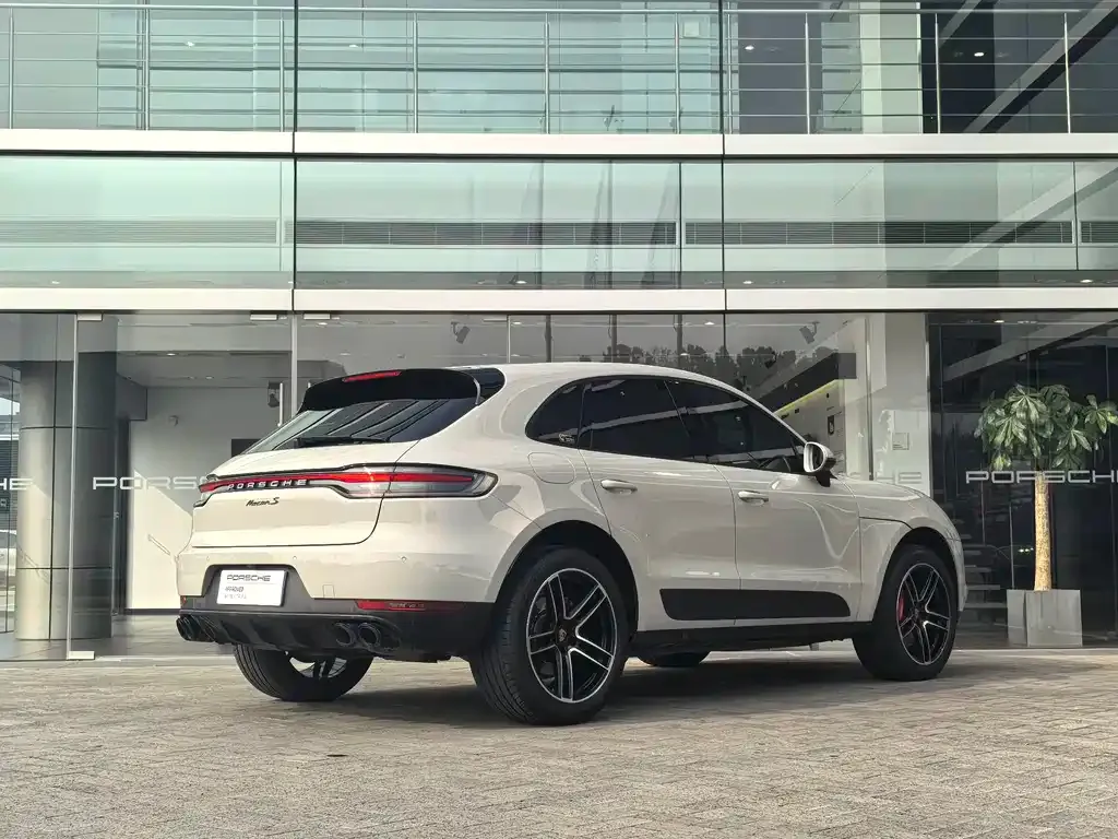 Porsche Macan — фото 4