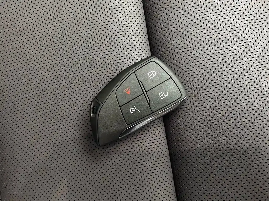 Buick Envision Plus — фото 10