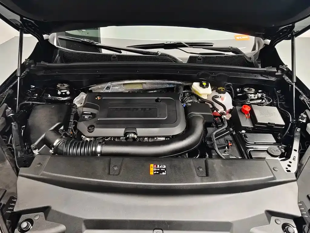Buick Envision Plus — фото 9