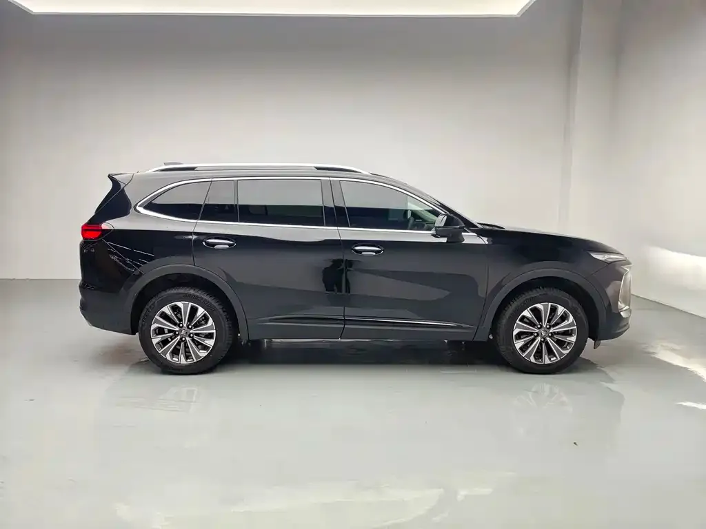 Buick Envision Plus — фото 6