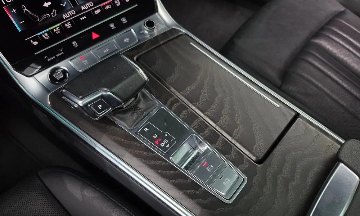 Audi A6 — фото 6