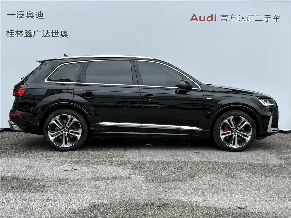 Audi Q7 — фото 4
