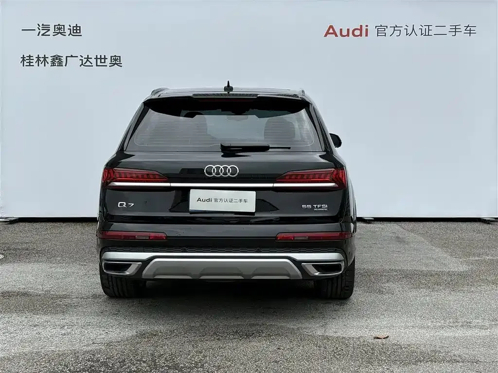 Audi Q7 — фото 2