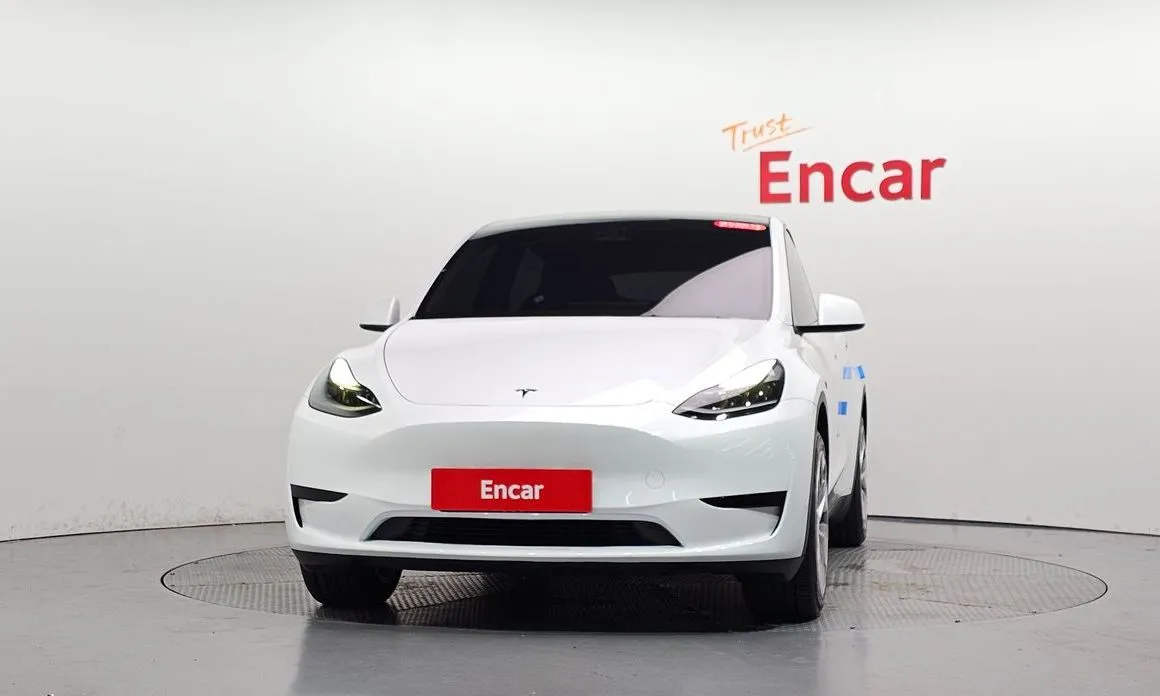 Tesla Model Y — фото 2