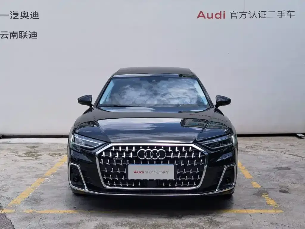 Audi A8 — фото 2