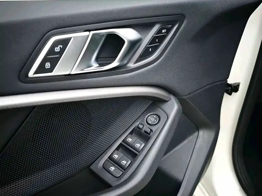 BMW 2 Series (Import) — фото 6