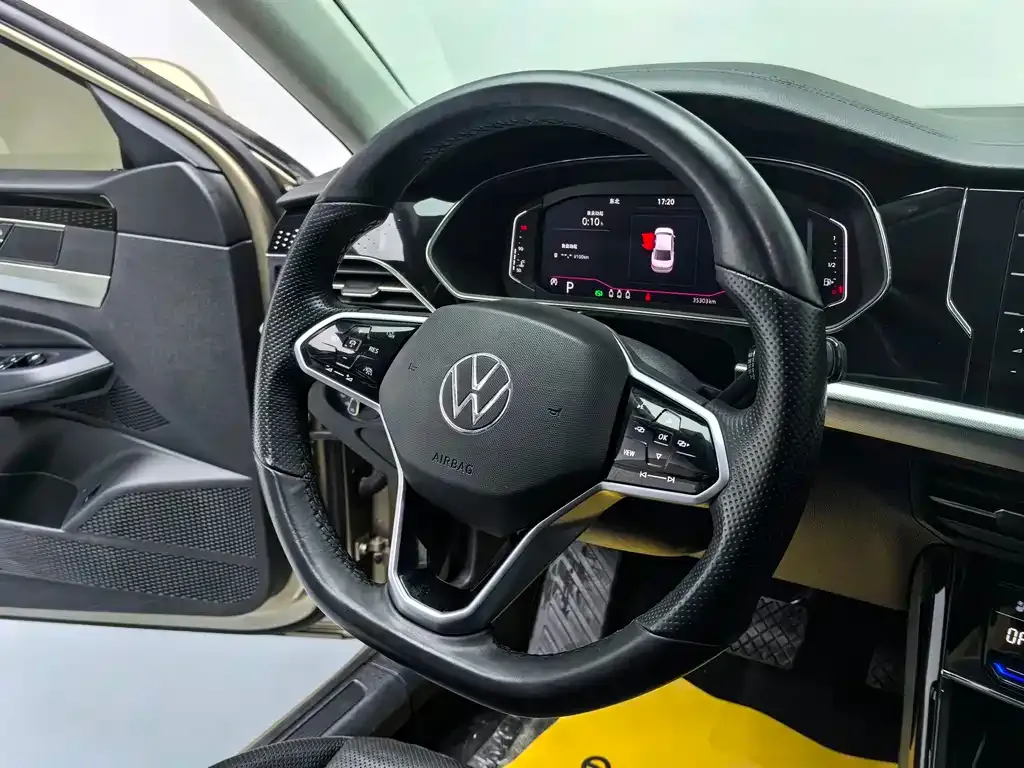Volkswagen Passat — фото 4