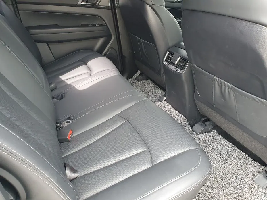 KG Mobility (Ssangyong) Rexton — фото 2