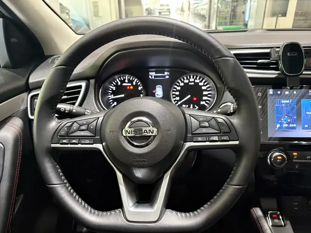 Nissan Qashqai — фото 6