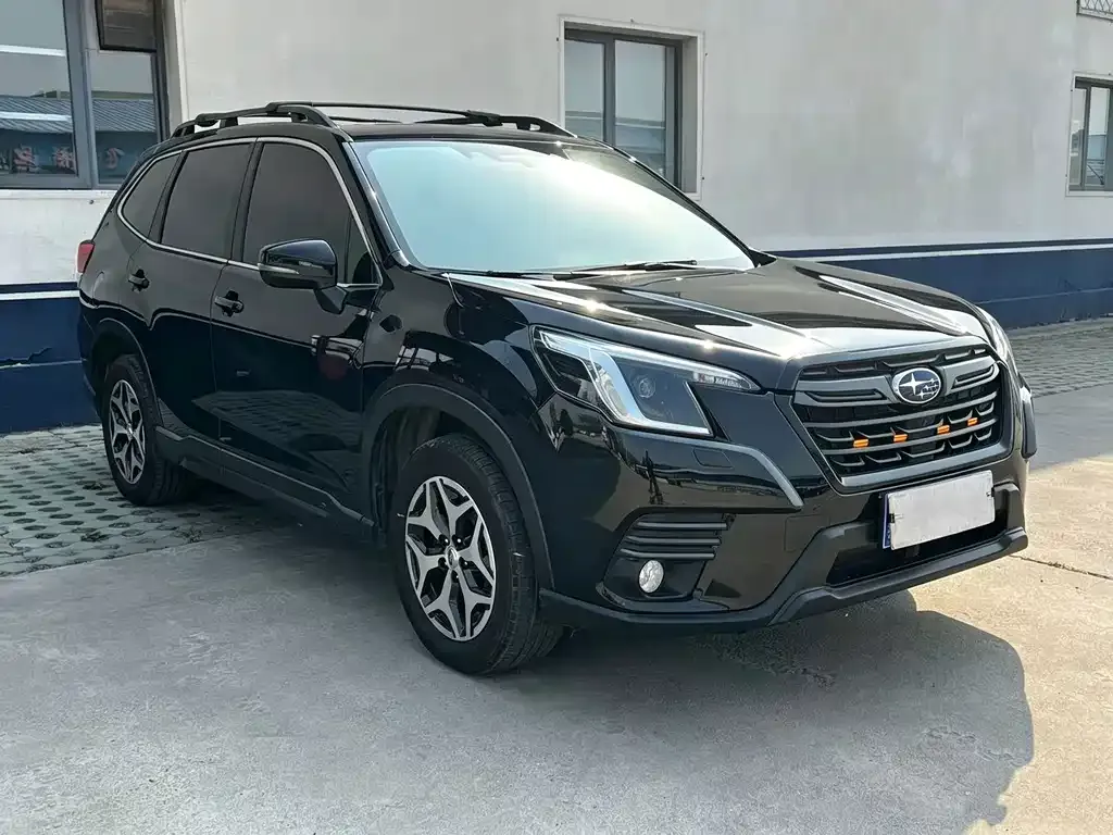 Subaru Forester — фото 4