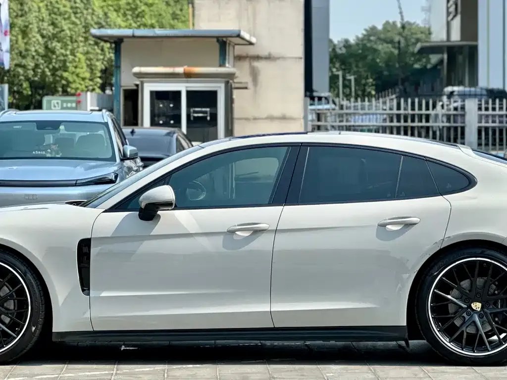 Porsche Panamera — фото 2