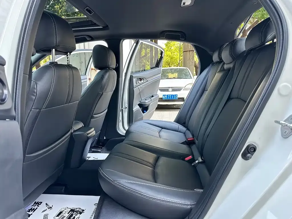 Honda Civic — фото 5