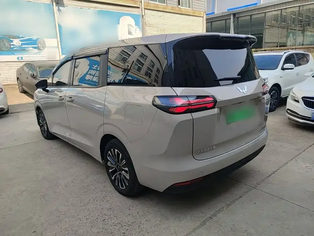 Wuling Xingguang 730 New Energy — фото 9