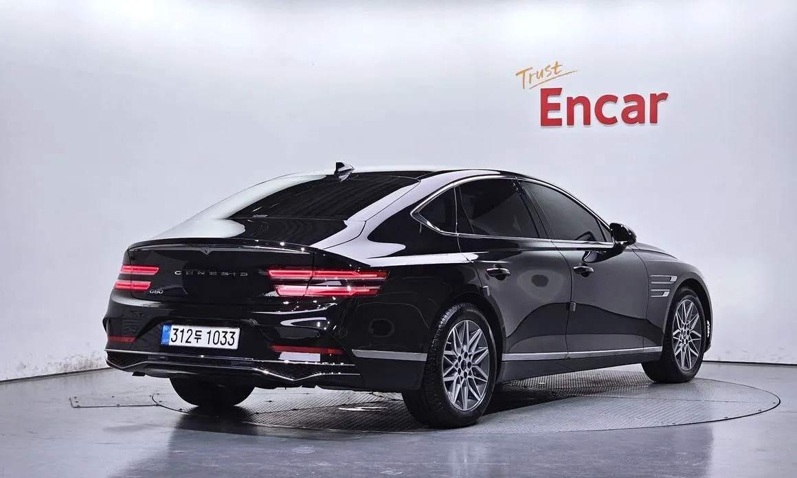 Genesis G80 — фото 10
