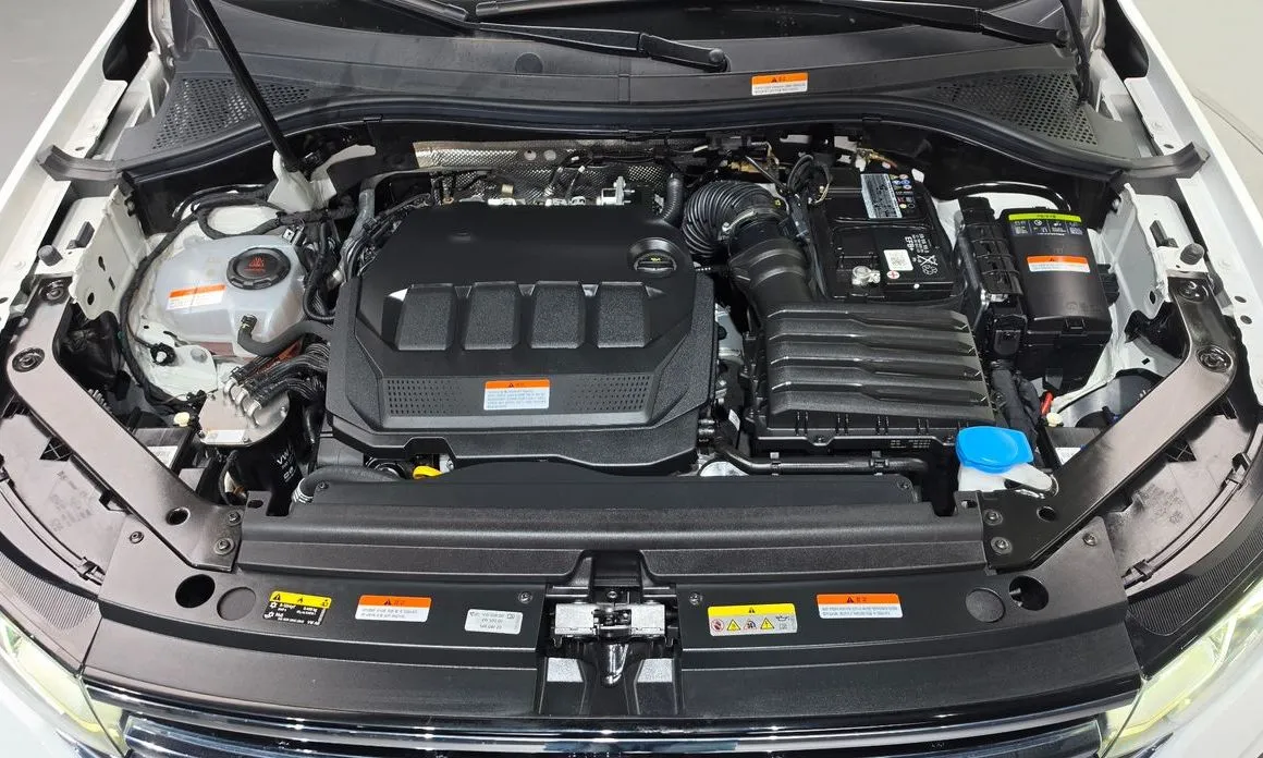 Volkswagen Tiguan — фото 7