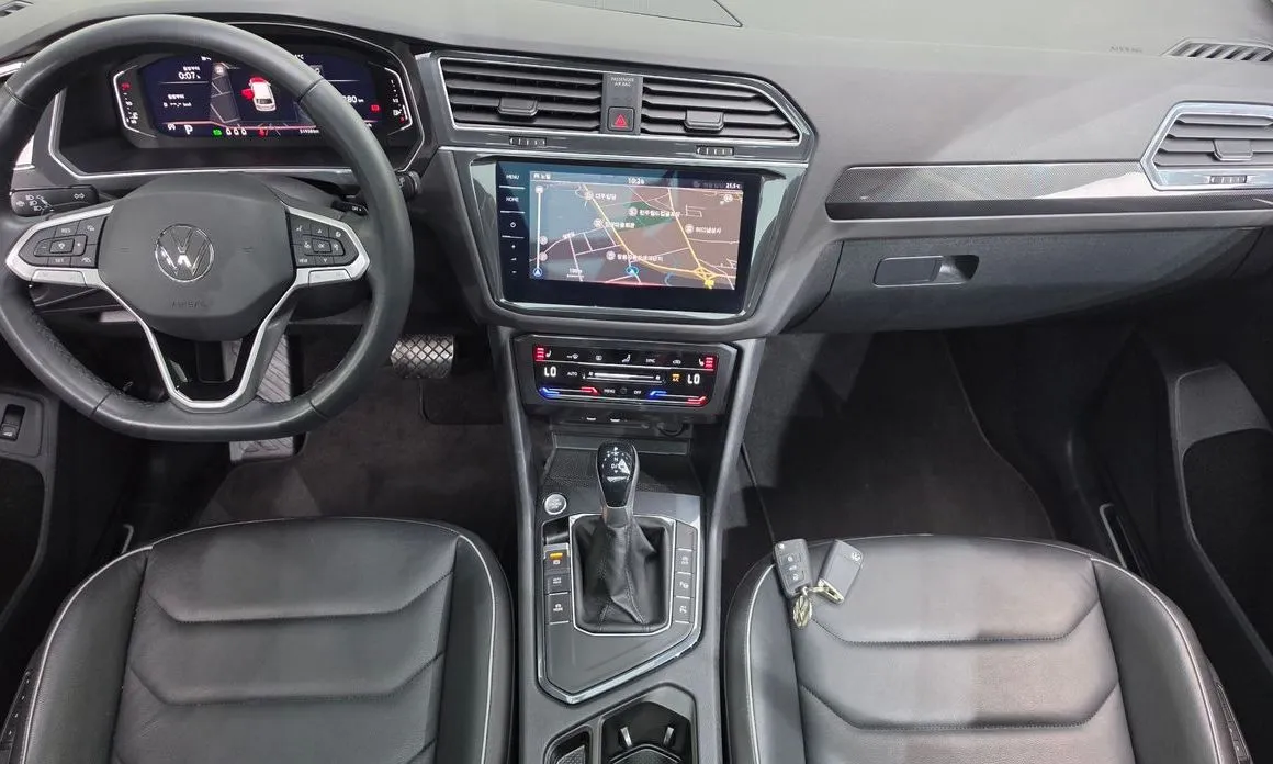 Volkswagen Tiguan — фото 10