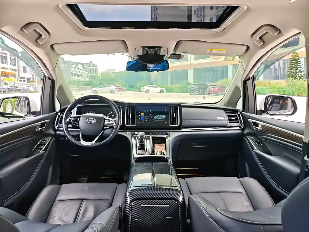 GAC Motor Trumpchi M8 — фото 10