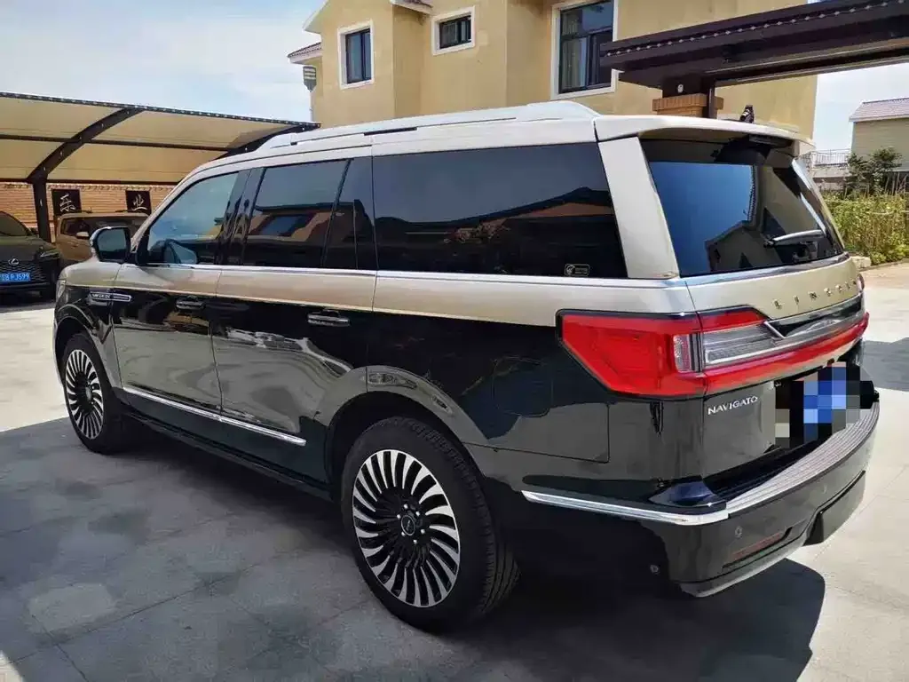 Lincoln Navigator — фото 6