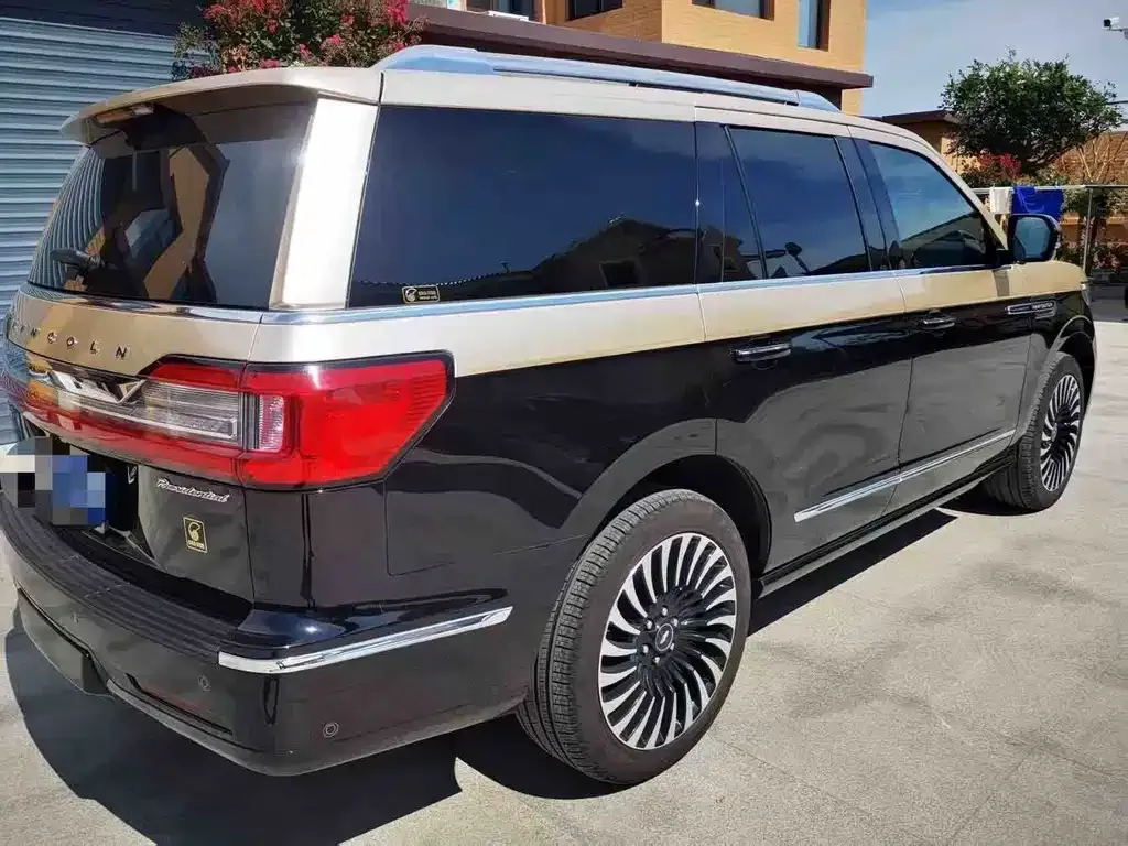 Lincoln Navigator — фото 3