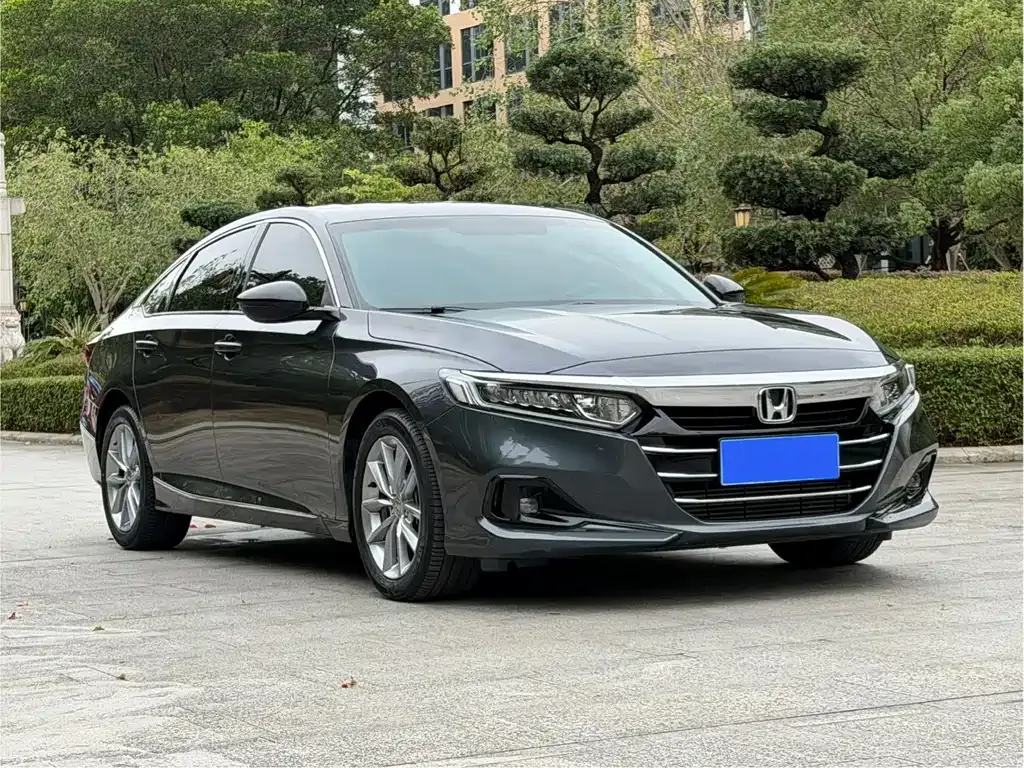 Honda Accord — фото 5