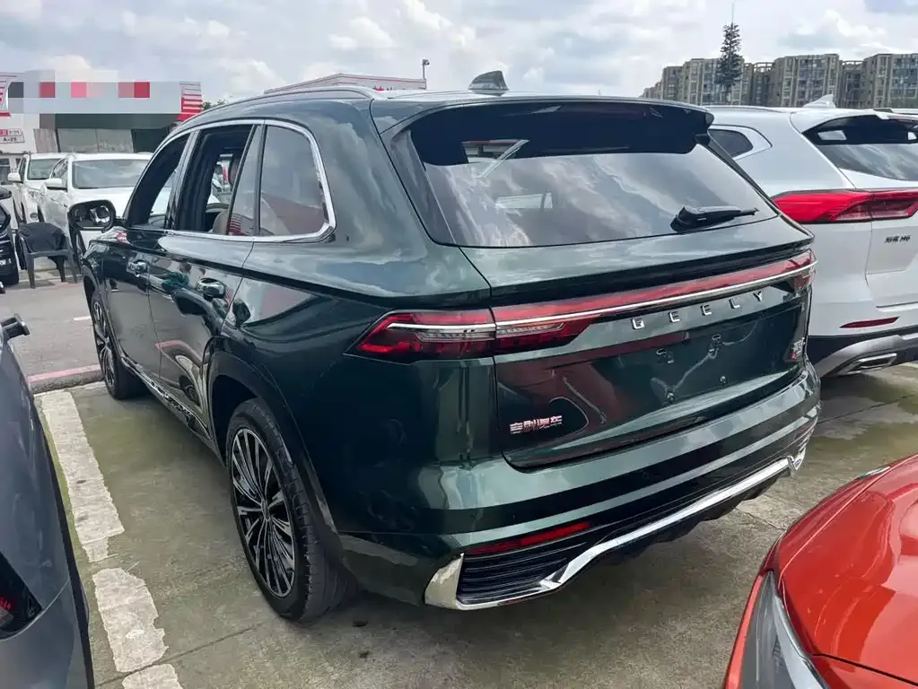 Geely Xingyue L — фото 4