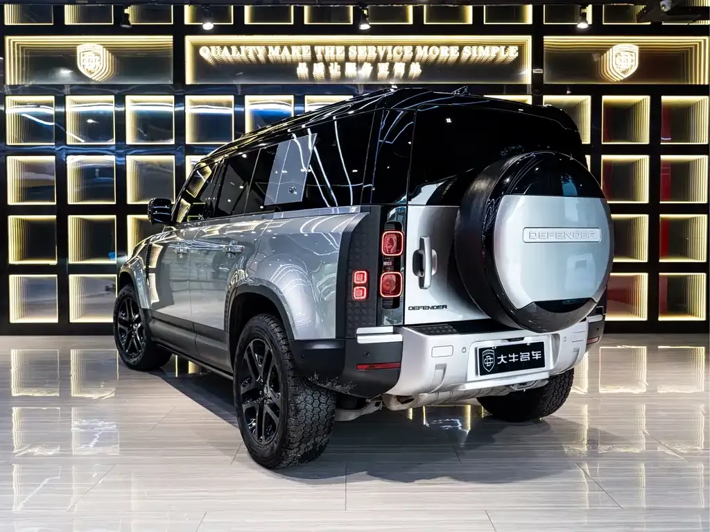 Land Rover Defender — фото 3