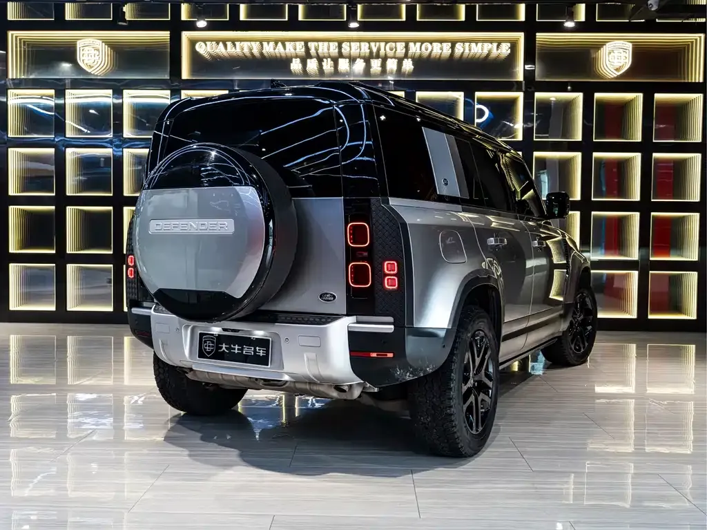 Land Rover Defender — фото 4