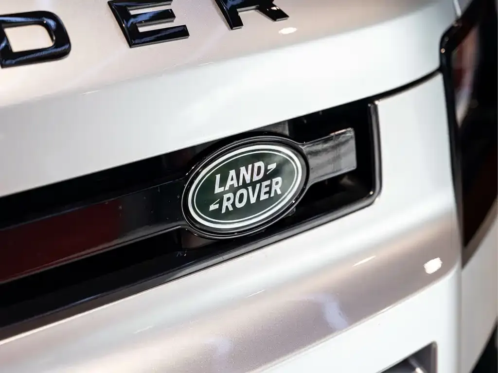 Land Rover Defender — фото 2