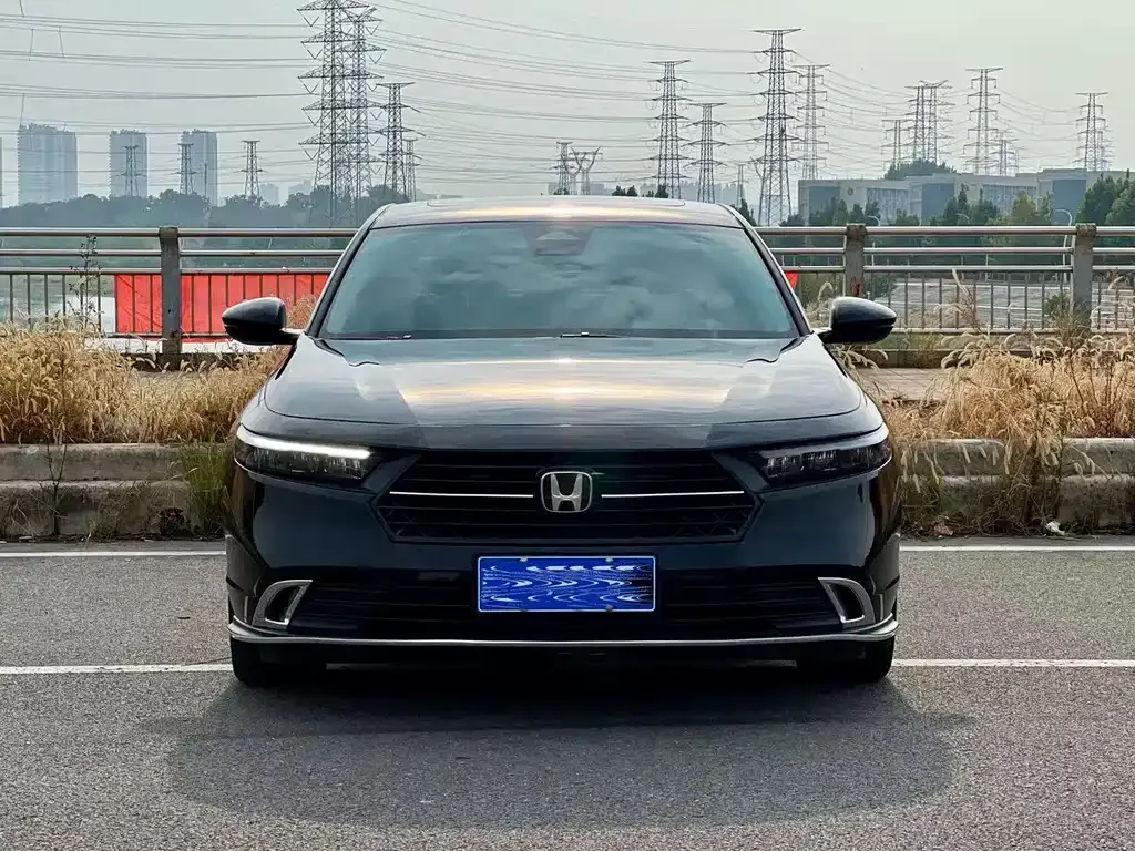 Honda Accord — фото 4